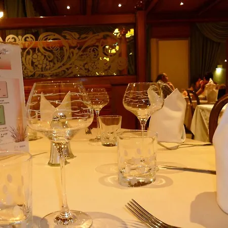 Au Cep De Vigne Hotel