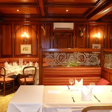 ホテル Au Cep De Vigne 3*