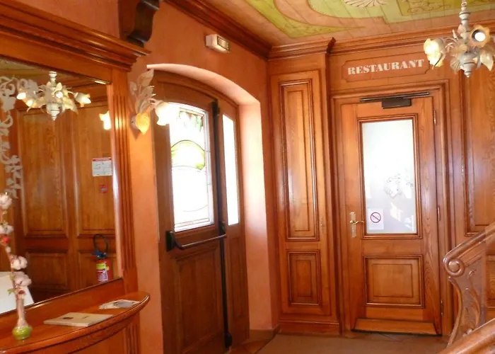 Au Cep De Vigne Otel 3*
